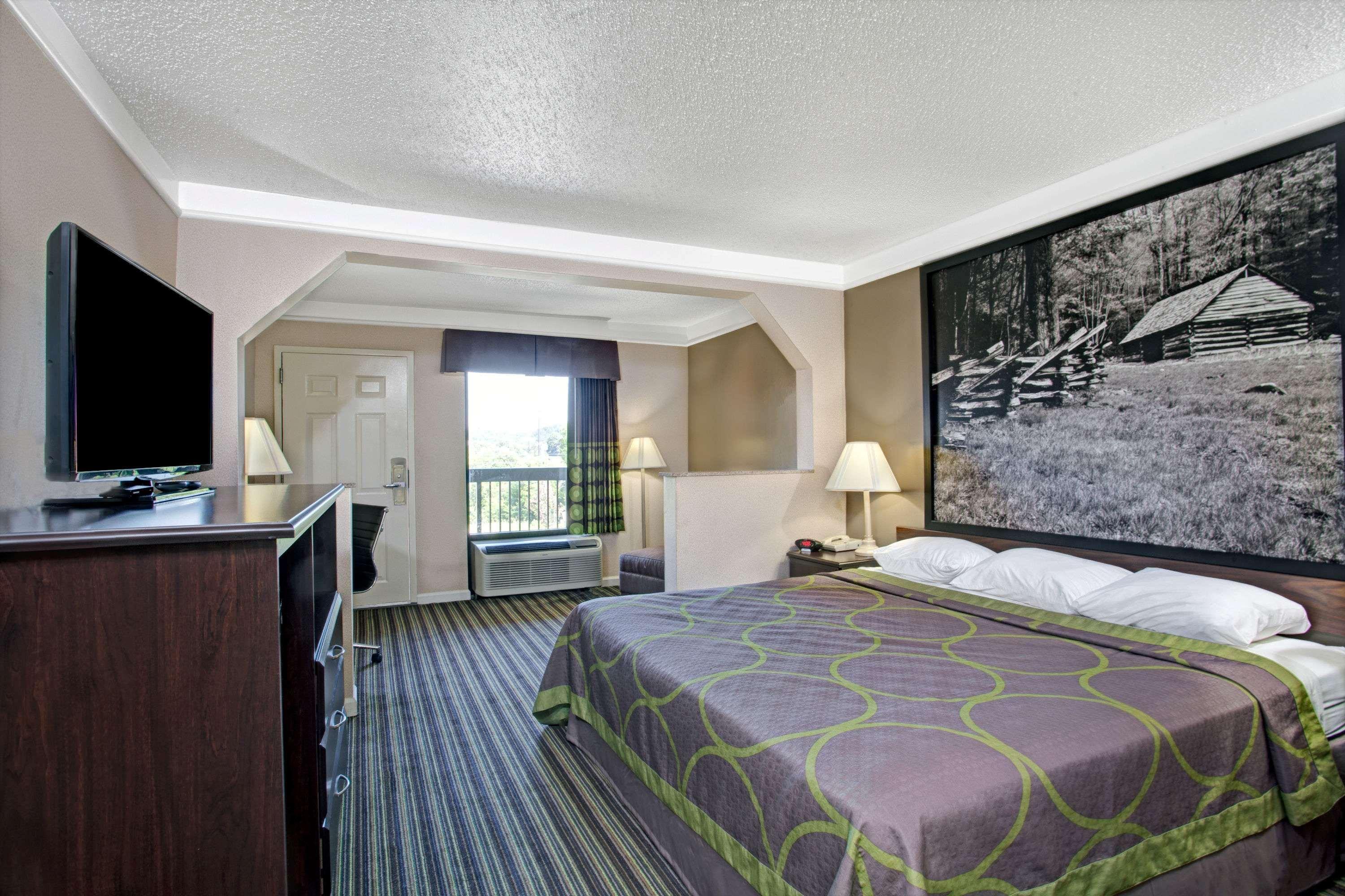 Super 8 By Wyndham Knoxville East Экстерьер фото